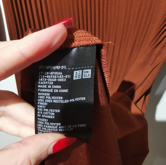 Uniqlo Large Monochrome Dark Brown Pleated Long Sleeve Old Money Dress - Picture 9 of 10